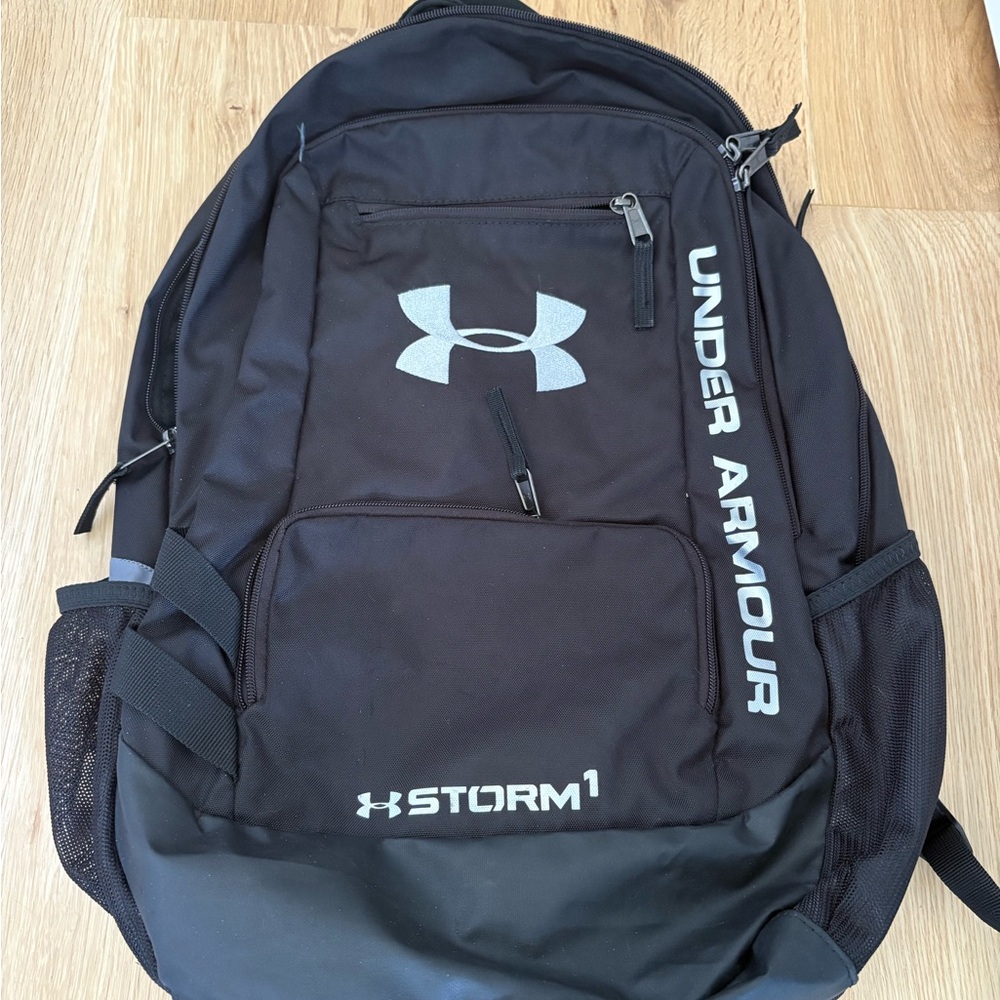 Under Armour Backpack - Black